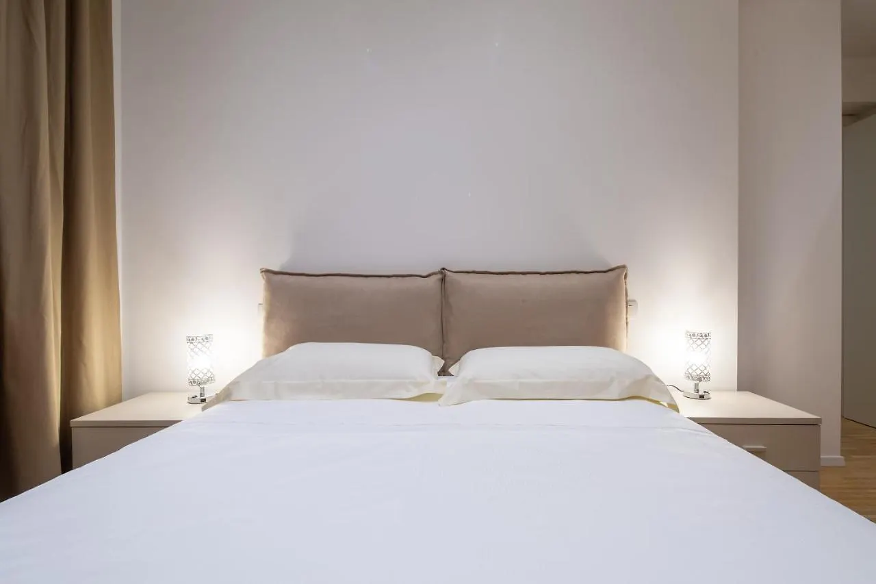 Bargello Modern By Mmega Apartment Florence